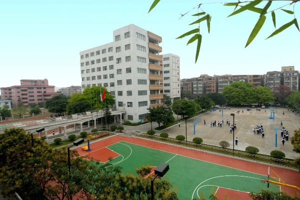 貴州中醫(yī)藥職業(yè)學(xué)校怎么樣