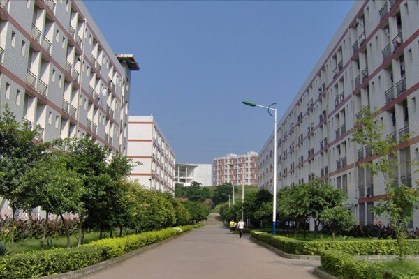 宜賓市東方職業技術學校