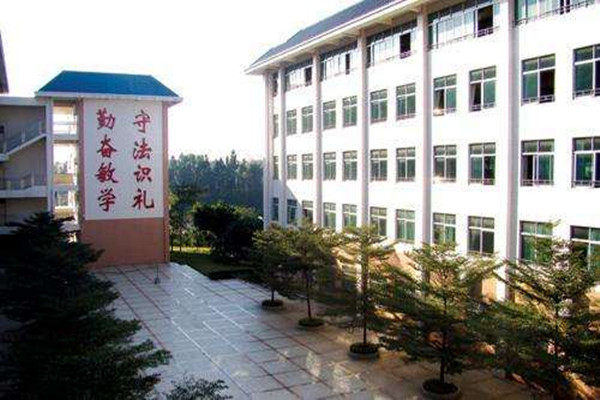 四川省江安縣職業(yè)技術(shù)學(xué)校