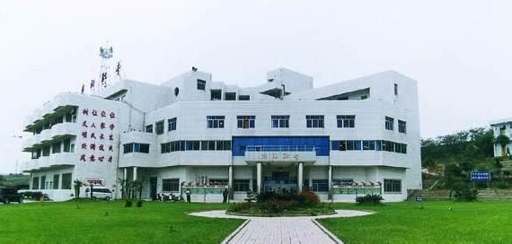 中等職業(yè)技術學校