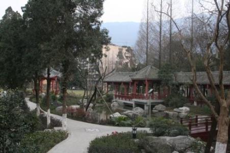 雅安職業學校