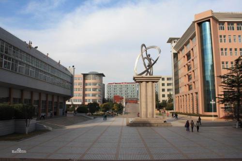 平頂山工業職業技術學院