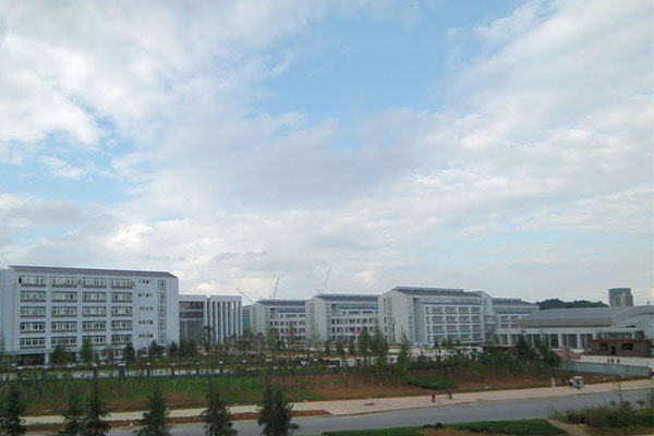 貴陽職業(yè)中學