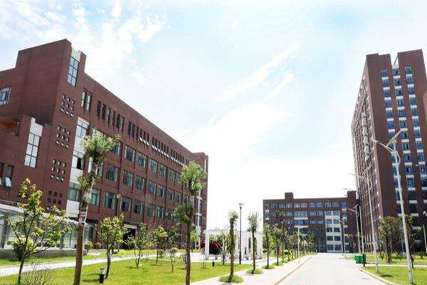貴州航空工業技師學院特色