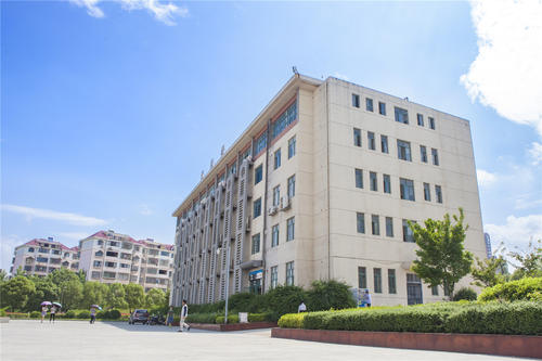 黔西南民族師范高等?？茖W校