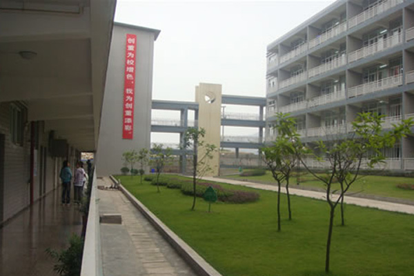 宜賓職高學校怎么樣