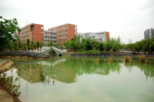 學(xué)校招生