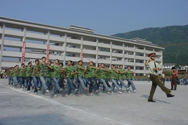 衛(wèi)校