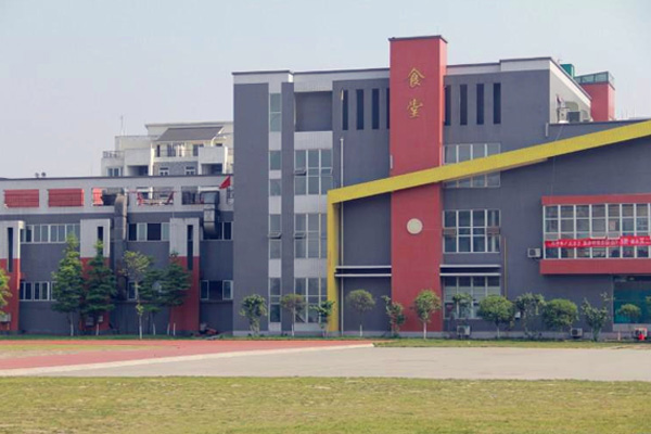 男孩讀什么職高專業